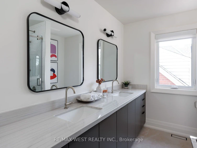 64 Thompson Avenue, Toronto, ON, M8Z 3T4 - 34