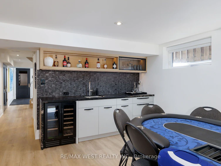 64 Thompson Avenue, Toronto, ON, M8Z 3T4 - 39