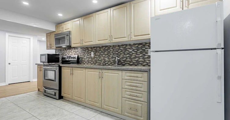 Basement-31 Clair Road, Toronto, ON, M3N 1A7 - 7
