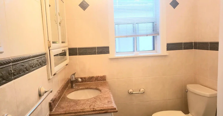 Upper-984 Ossington Avenue, Toronto, ON, M6G 3V6 - 4