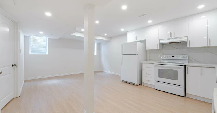 Bsmt-5654 Dolmite Heights, Mississauga, ON, L5M 7B5 - 7