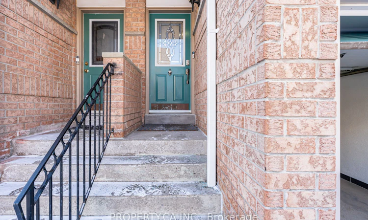 45-1050 Bristol Road W