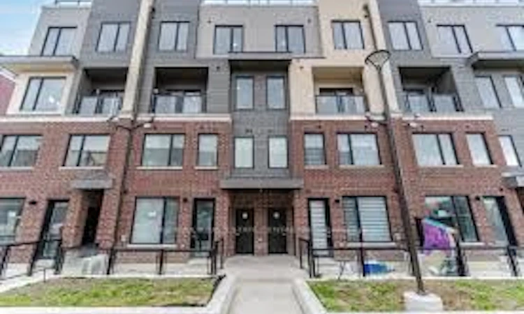 1-3421 Ridgeway Drive