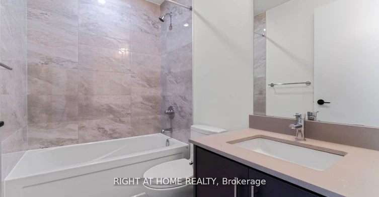 310-335 Wheat Boom Drive, Oakville, ON, L6H 7C2 - 11