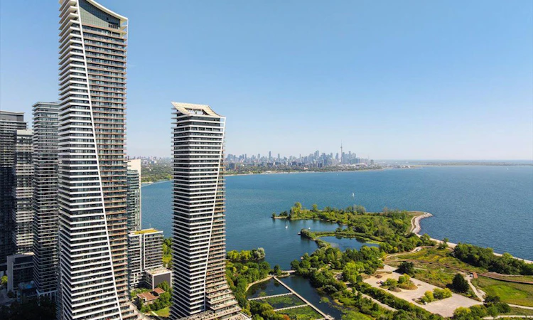 2007-20 Shore Breeze Drive