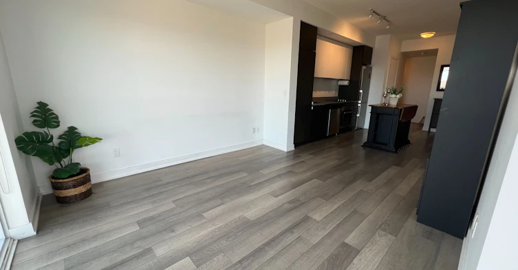 D414-5220 Dundas Street, Burlington, ON, L7L 0J4 - 11