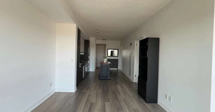 D414-5220 Dundas Street, Burlington, ON, L7L 0J4 - 13