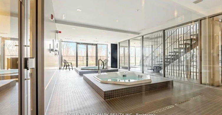 D414-5220 Dundas Street, Burlington, ON, L7L 0J4 - 39
