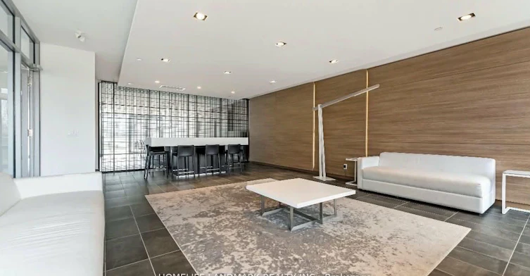 D414-5220 Dundas Street, Burlington, ON, L7L 0J4 - 40