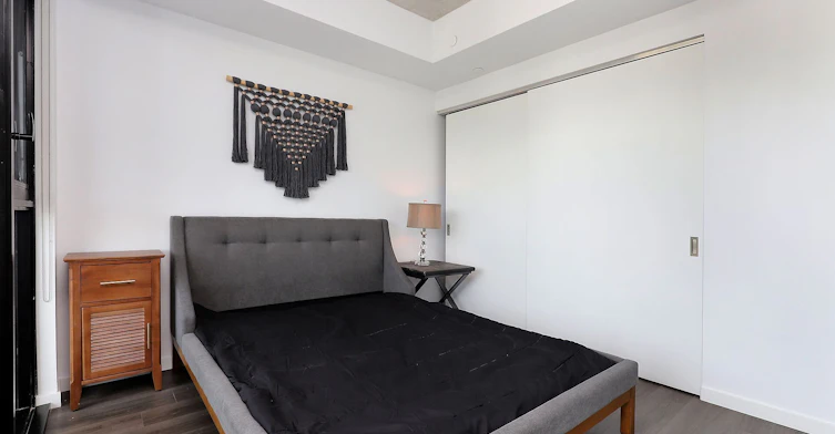 323-7 Smith Crescent, Toronto, ON, M8Z 0G3 - 11