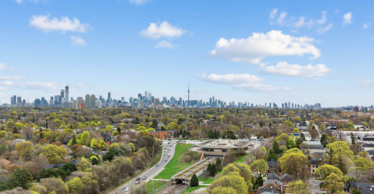 1921-140 Elm Ridge Drive, Toronto, ON, M6B 1B1 - 27