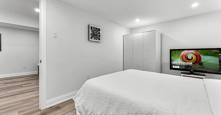 2595 Windjammer Road, Mississauga, ON, L5L 1H7 - 5