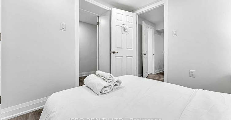 2595 Windjammer Road, Mississauga, ON, L5L 1H7 - 9