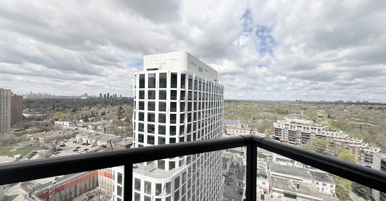 2011-60 Central Park Roadway Road, Toronto, ON, M9A 0E6 - 10