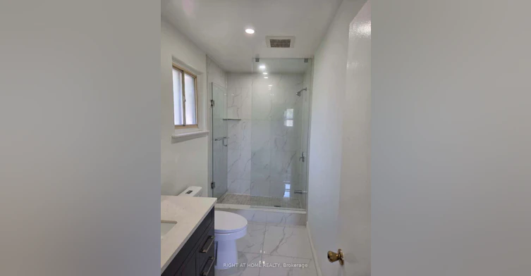 1010 Bloor Street, Mississauga, ON, L4Y 2N2 - 13