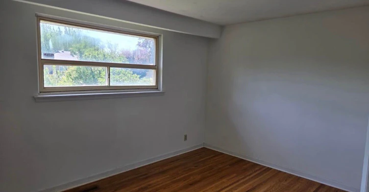 1010 Bloor Street, Mississauga, ON, L4Y 2N2 - 14