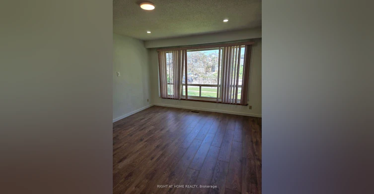 1010 Bloor Street, Mississauga, ON, L4Y 2N2 - 21