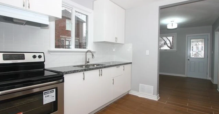 30 Elder Avenue, Toronto, ON, M8W 1S4 - 6