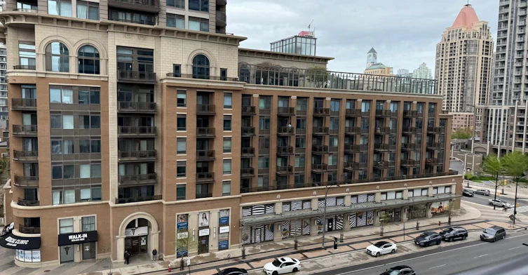 519-430 Square One Drive, Mississauga, ON, L5B 0L6 - 16