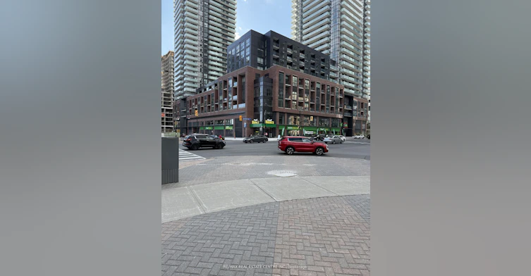 519-430 Square One Drive, Mississauga, ON, L5B 0L6 - 36