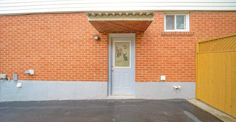 BSMT-20 Ardglen Drive, Brampton, ON, L6W 1V2 - 2