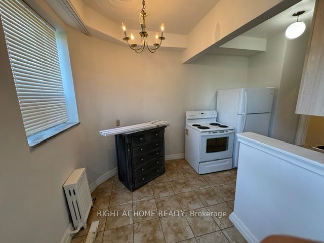1-1 Wandle Avenue, Toronto, ON, M3M 2L1 - 7