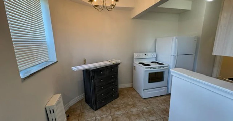 1-1 Wandle Avenue, Toronto, ON, M3M 2L1 - 7