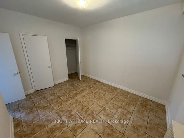 1-1 Wandle Avenue, Toronto, ON, M3M 2L1 - 12
