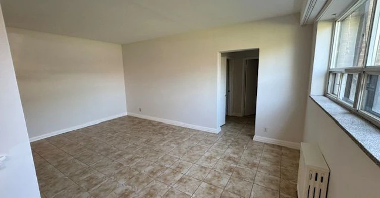 1-1 Wandle Avenue, Toronto, ON, M3M 2L1 - 6