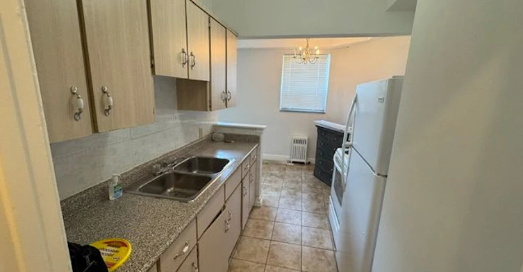 1-1 Wandle Avenue, Toronto, ON, M3M 2L1 - 4