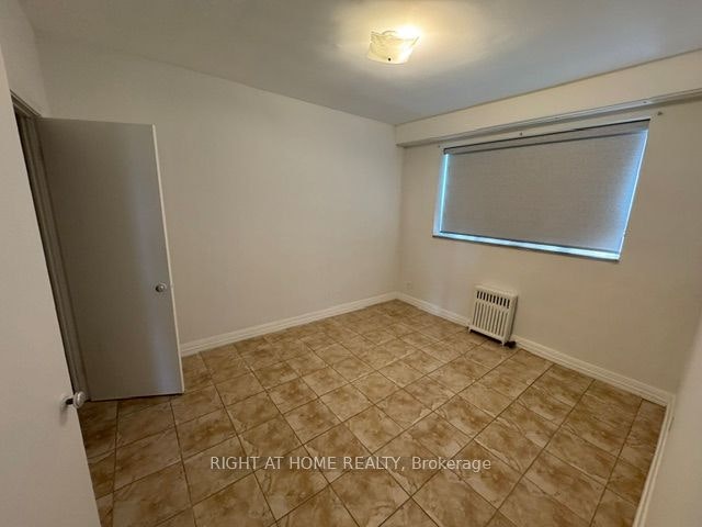 1-1 Wandle Avenue, Toronto, ON, M3M 2L1 - 11