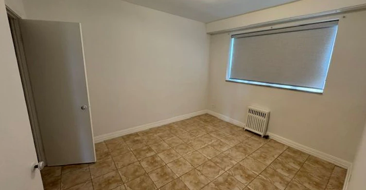 1-1 Wandle Avenue, Toronto, ON, M3M 2L1 - 11
