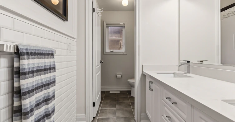 135 Innville Crescent, Oakville, ON, L6L 0B8 - 12
