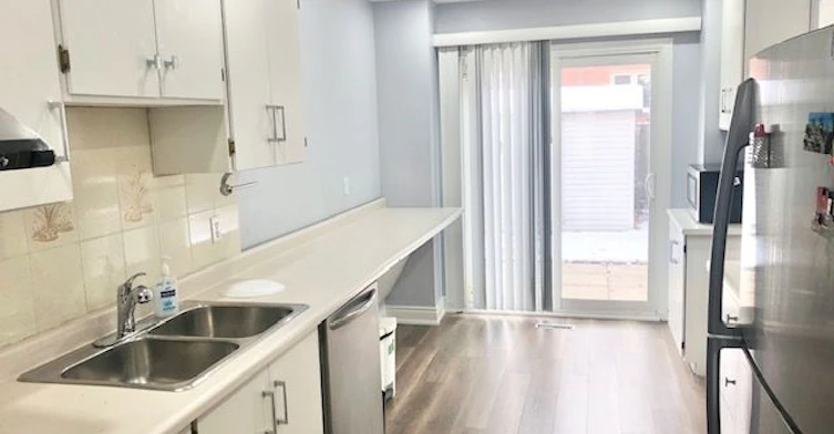 112 Dumfries Avenue, Brampton, ON, L6Z 2X3 - 3