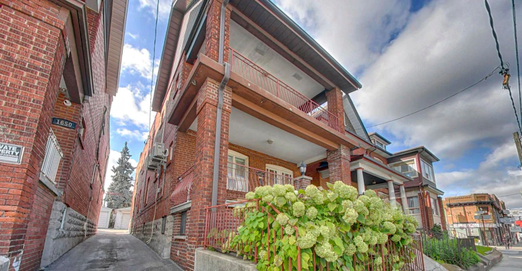 B-1652 Dufferin Street, Toronto, ON, M6H 3L8