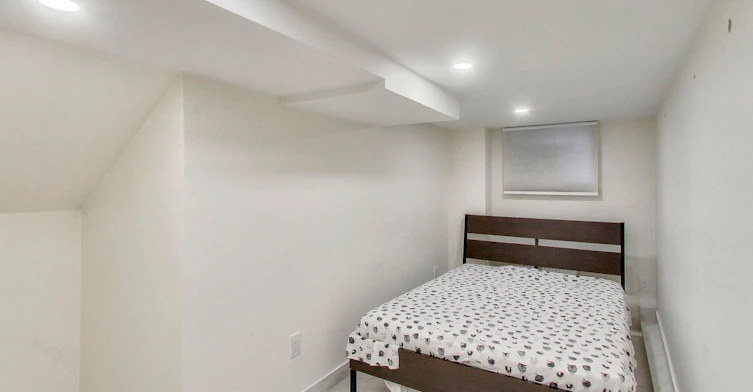 B-1652 Dufferin Street, Toronto, ON, M6H 3L8 - 15