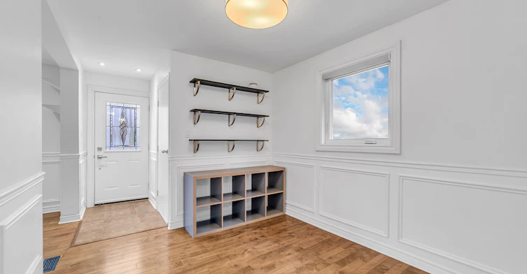 41 Monarchdale Avenue, Toronto, ON, M6M 2S6 - 13