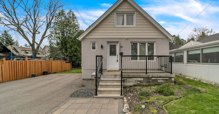 41 Monarchdale Avenue, Toronto, ON, M6M 2S6 - 3