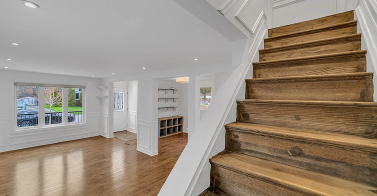 41 Monarchdale Avenue, Toronto, ON, M6M 2S6 - 29