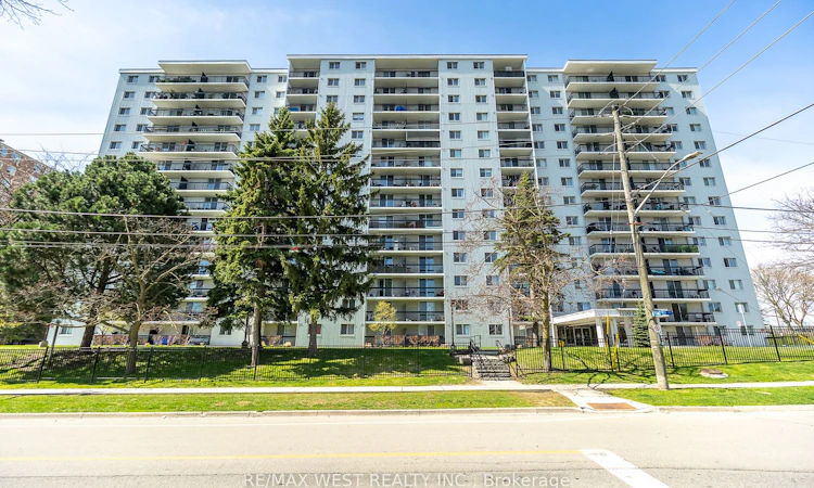 310-1100 Caven Street