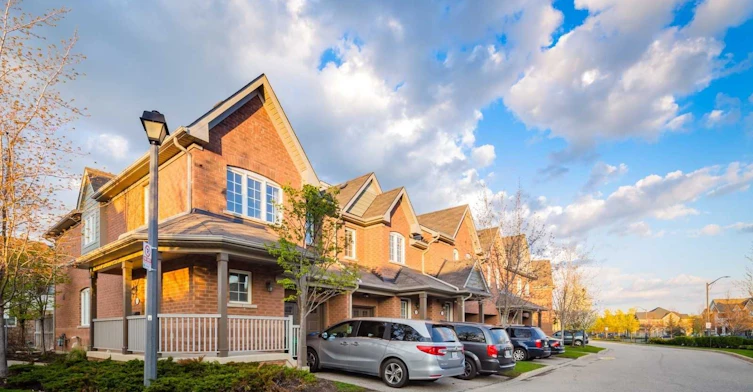 153-5255 Palmetto Place, Mississauga, ON, L5M 0H2