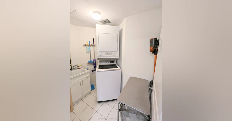 711-220 Burnhamthorpe Road, Mississauga, ON, L5B 4N4 - 26