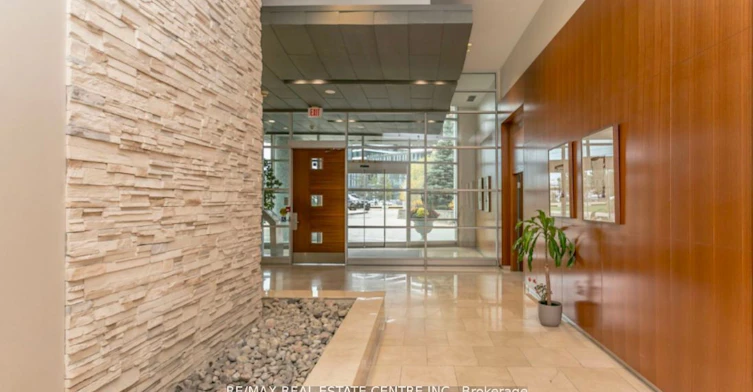 711-220 Burnhamthorpe Road, Mississauga, ON, L5B 4N4 - 29