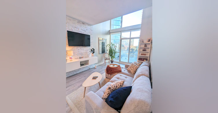 711-220 Burnhamthorpe Road, Mississauga, ON, L5B 4N4 - 8