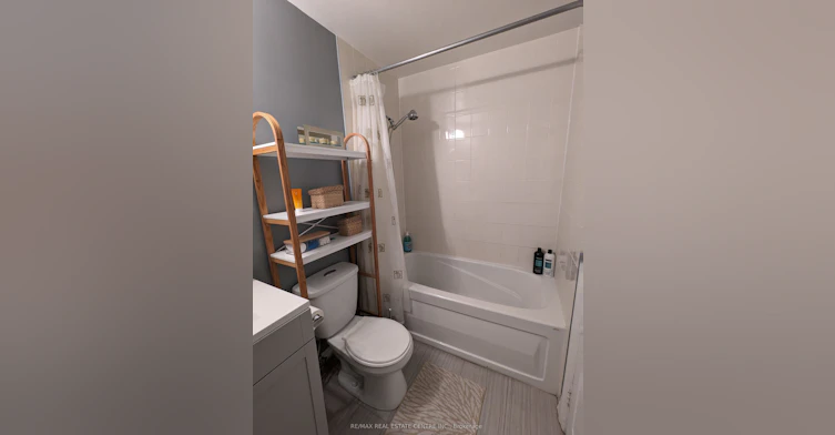 711-220 Burnhamthorpe Road, Mississauga, ON, L5B 4N4 - 23