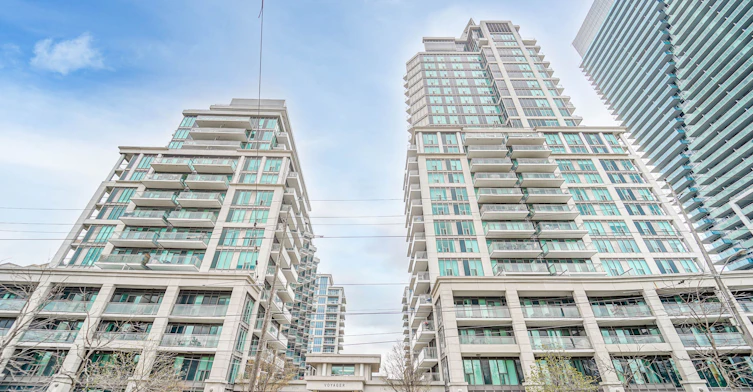 206-2121 Lake Shore Boulevard W, Toronto, ON, M8V 4E9