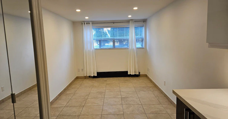 1-35 Heman Street, Toronto, ON, M8V 1X4 - 3