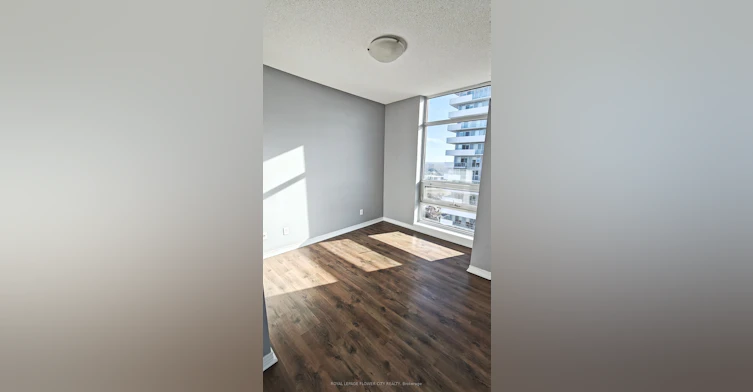 2307-215 Queen Street, Brampton, ON, L6W 0A9 - 7