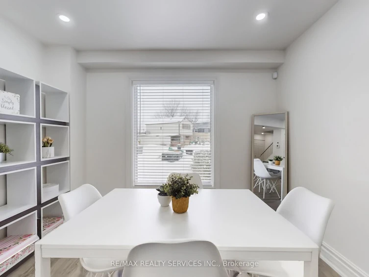 30 Haley Court, Brampton, ON, L6S 1N6 - 14