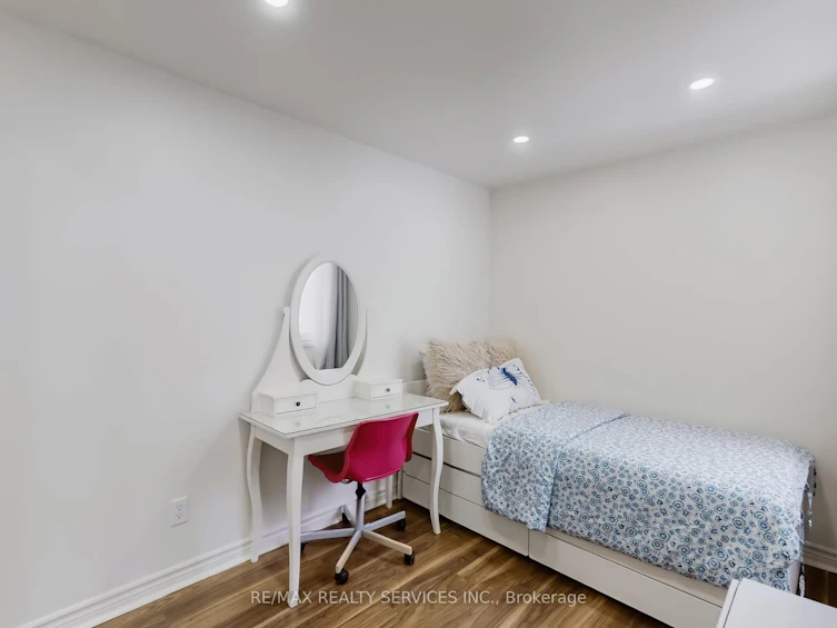30 Haley Court, Brampton, ON, L6S 1N6 - 29